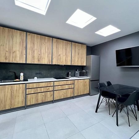 אודסה 44 Pearl Stylish 1-Bedroom Apartment מראה חיצוני תמונה